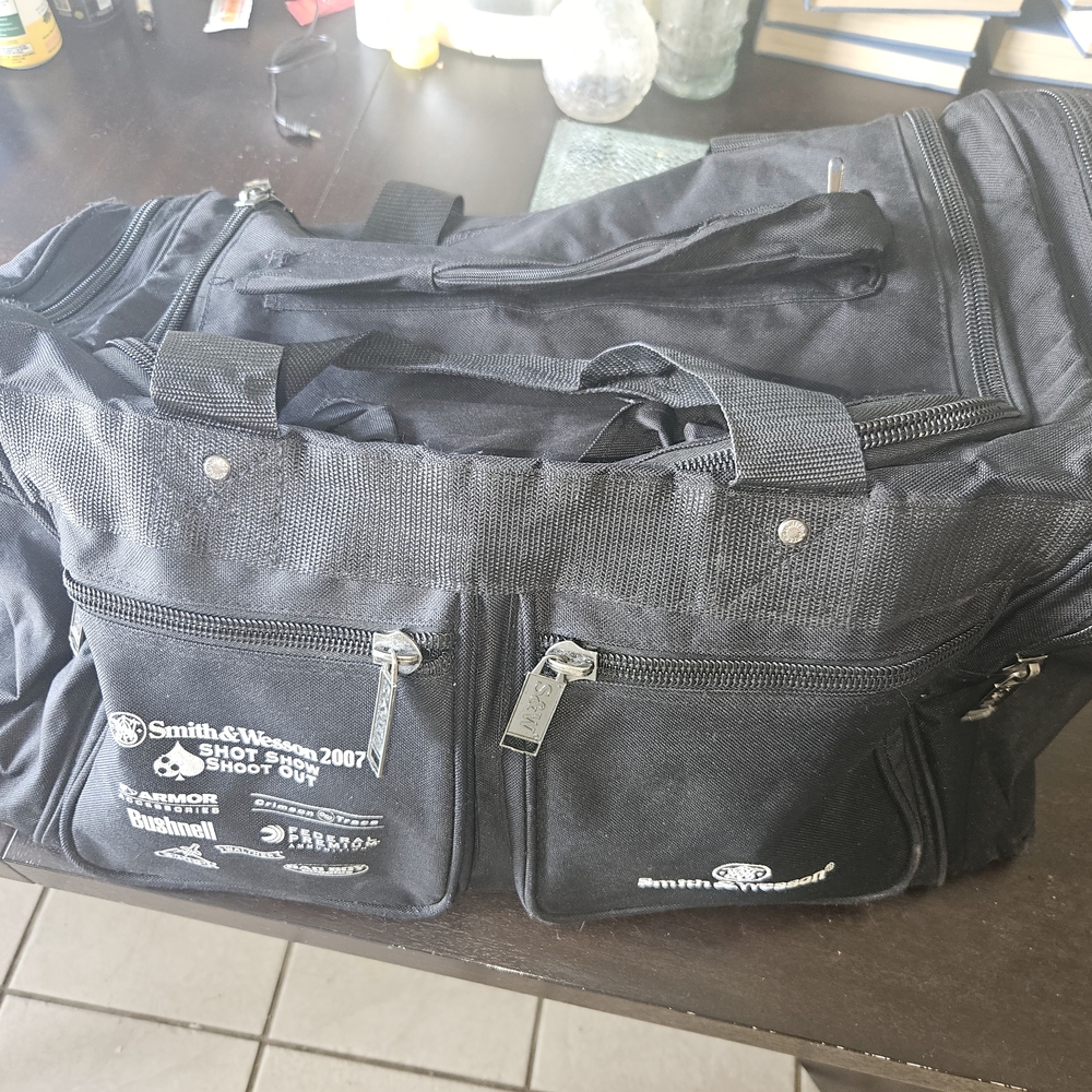 Smith And Wesson Duffle Bag